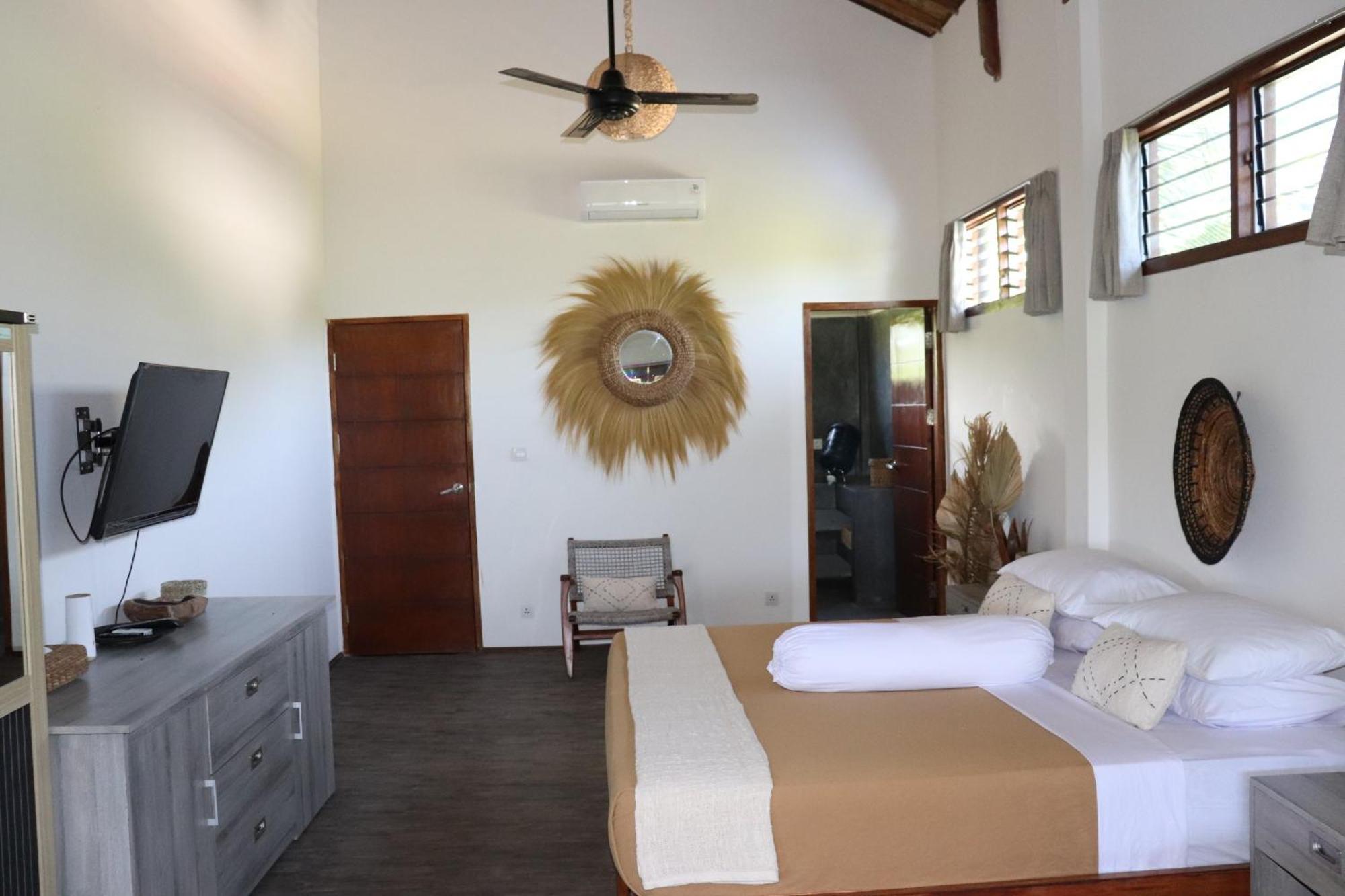 Baha Baha Villas West Sumbawa Yoyos - Free Yoga Class, Gym Daily Included For Guest - Fast Wifi Starlink Sekongkang Extérieur photo